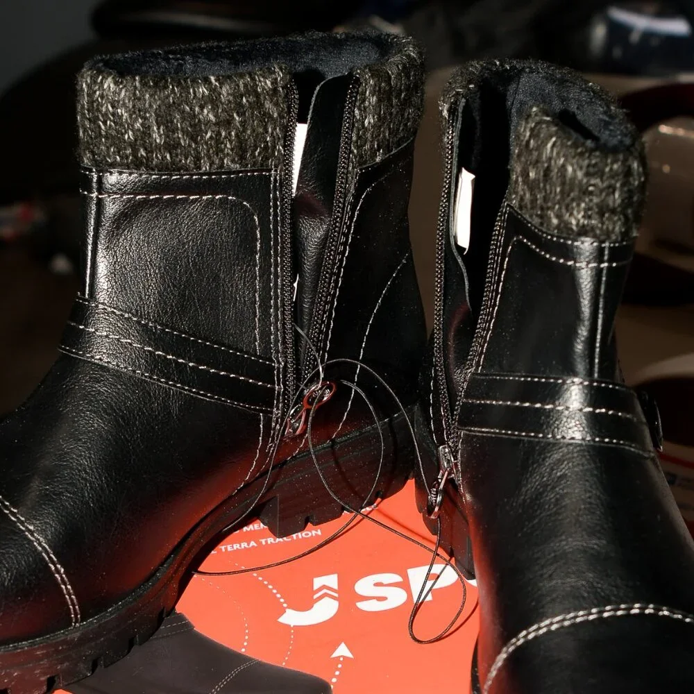 JSport Violet Boots‎ Women's Black